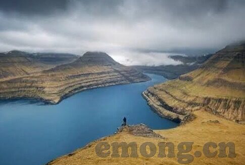 麻豆传媒苏娅-苏娅，麻豆传媒的独特魅力与行业洞察